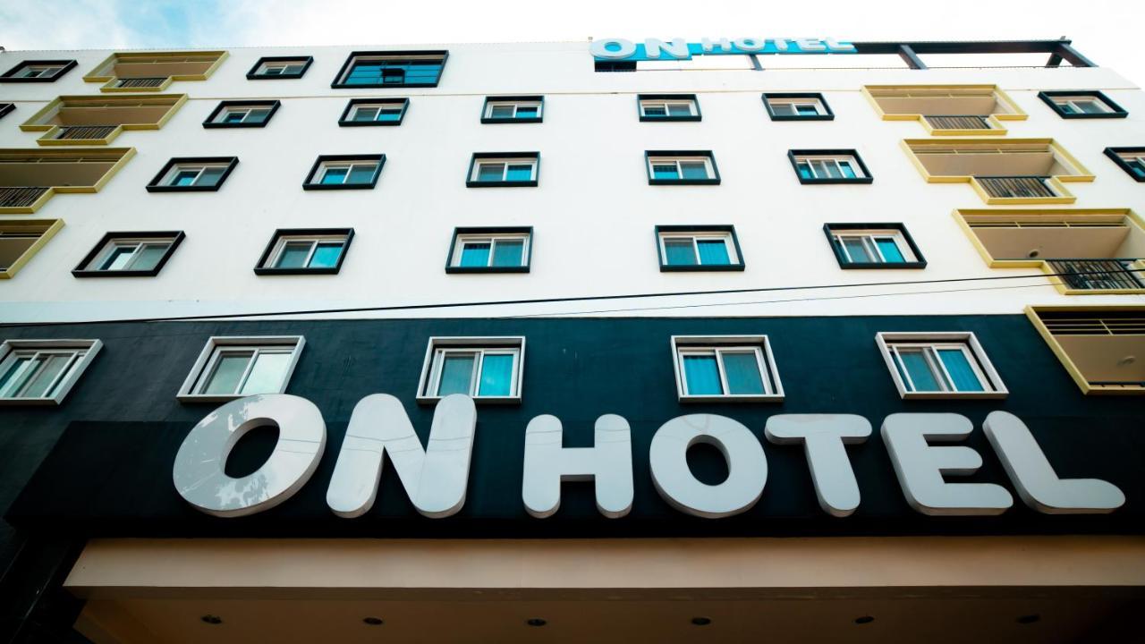 On Hotel Friendship Ángeles Extérieur photo